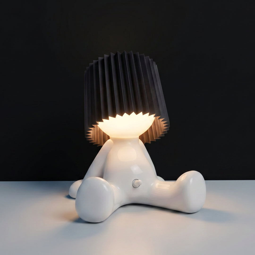 Lampen-Larry (Sitzend)