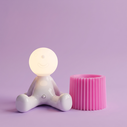 Lampen-Larry (Sitzend)