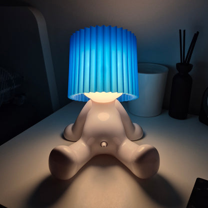 Lampen-Larry - Sitzend